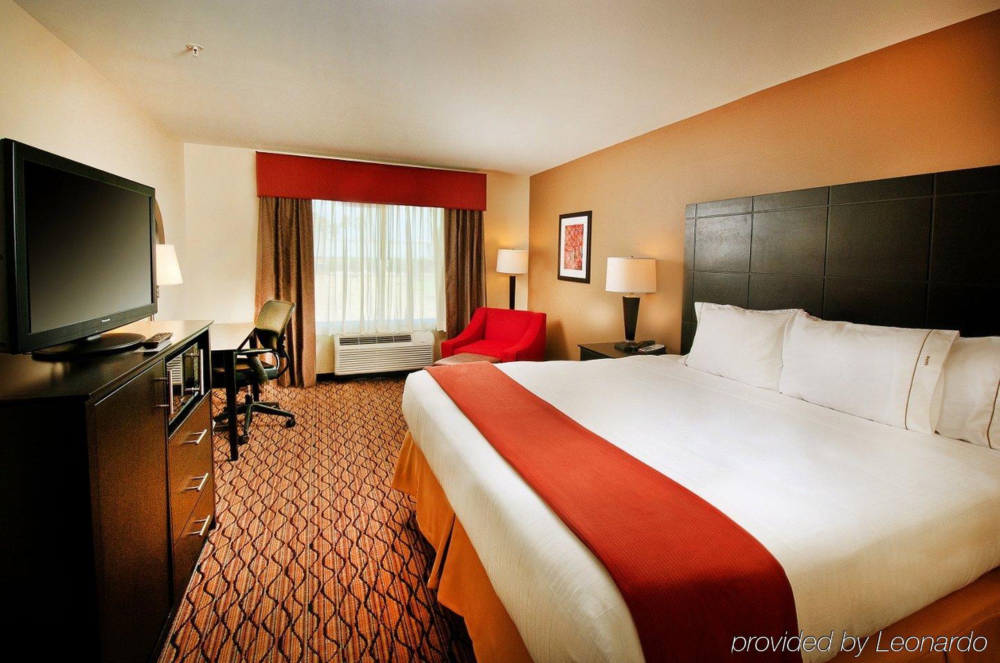 Holiday Inn Express Hotel And Suites Pearsall By Ihg Exteriér fotografie
