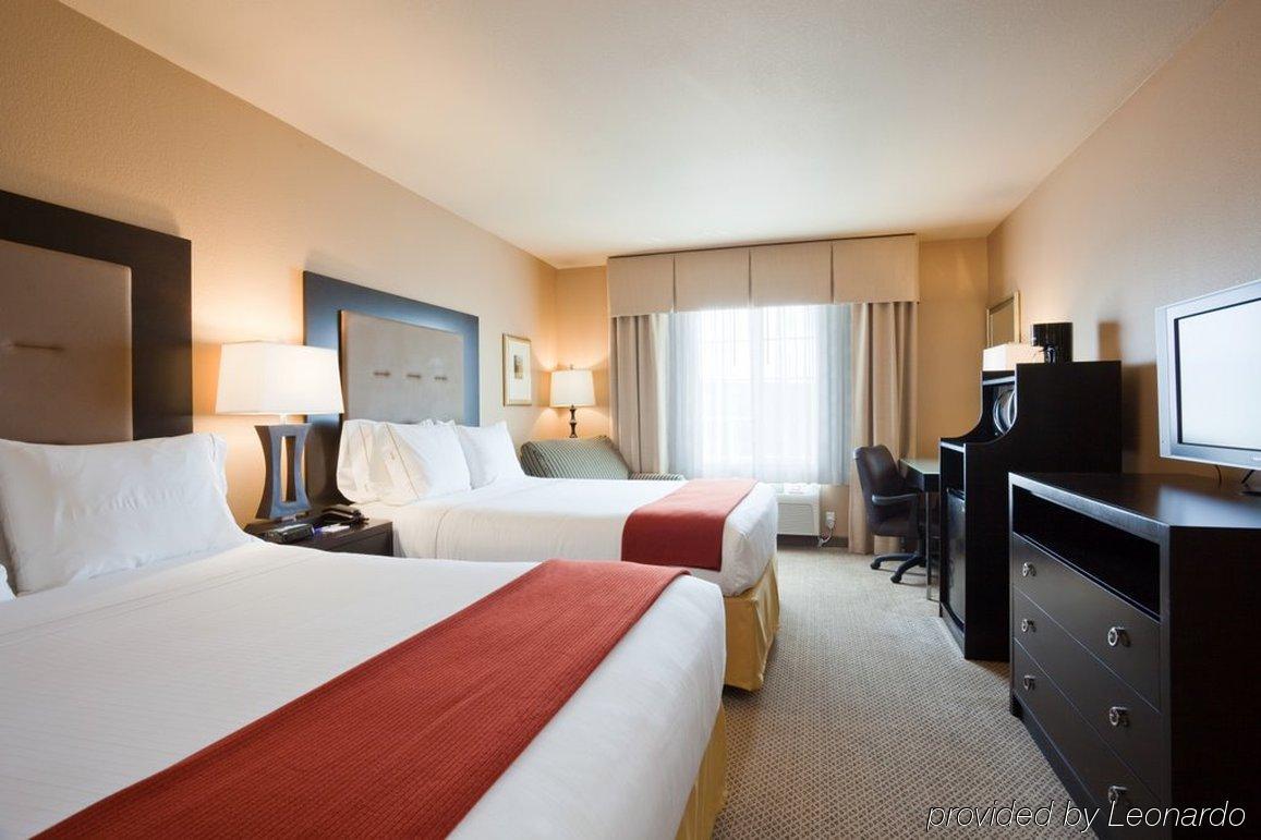 Holiday Inn Express Hotel And Suites Pearsall By Ihg Exteriér fotografie